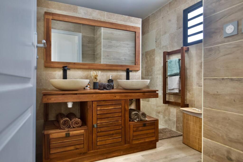 Villa Du Beau Vallon 2 Jacuzzi Privatif Et Piscine Chauffee Partagee Saint-Benoît Zewnętrze zdjęcie