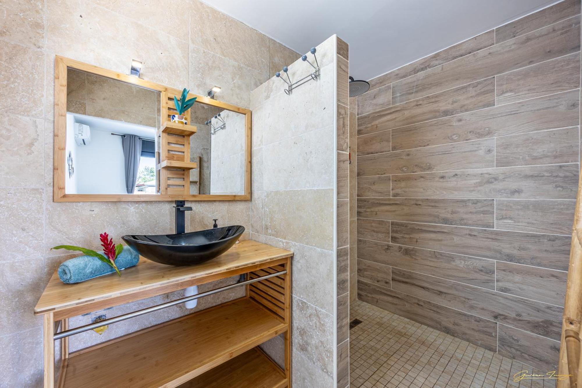 Villa Du Beau Vallon 2 Jacuzzi Privatif Et Piscine Chauffee Partagee Saint-Benoît Zewnętrze zdjęcie