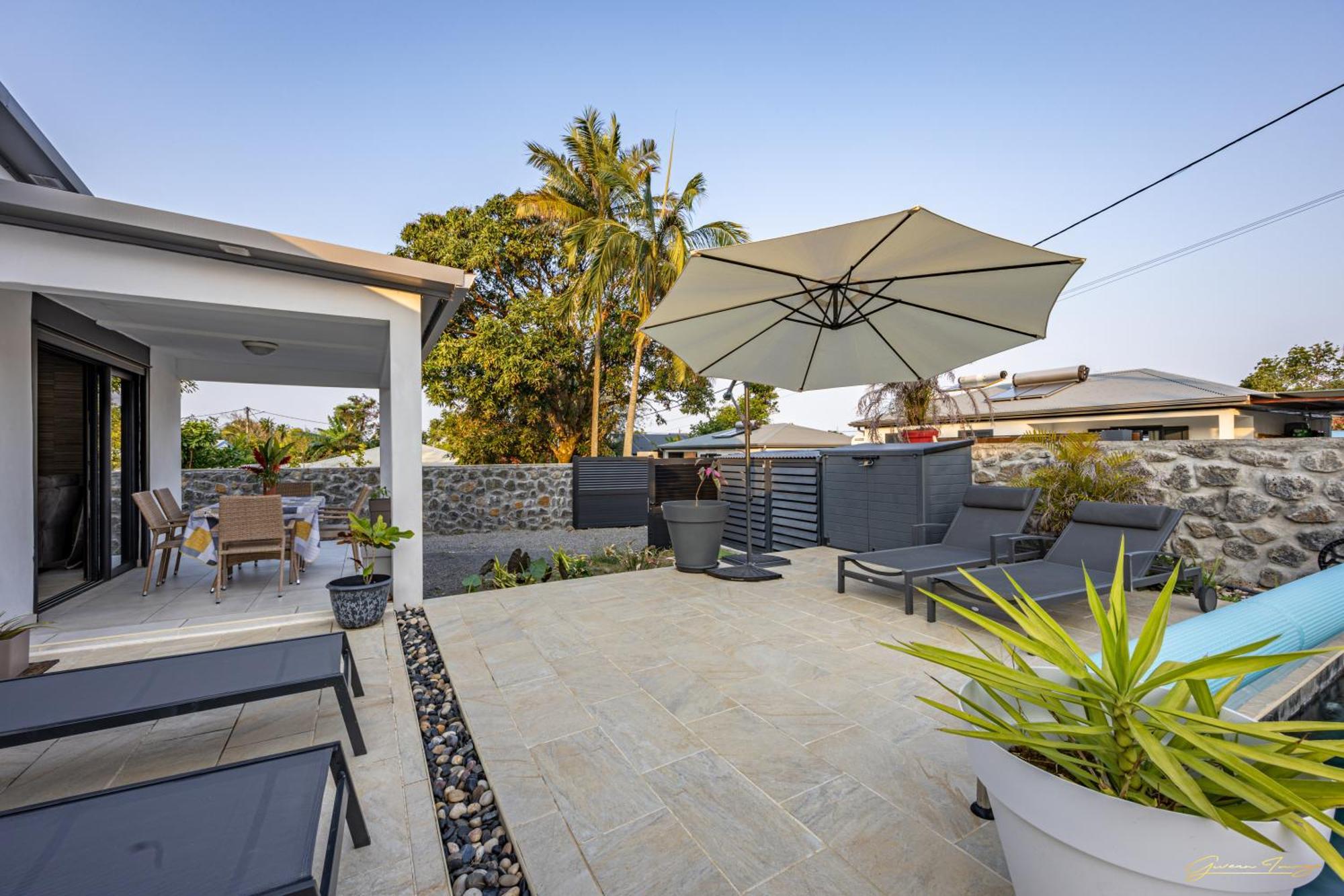 Villa Du Beau Vallon 2 Jacuzzi Privatif Et Piscine Chauffee Partagee Saint-Benoît Zewnętrze zdjęcie